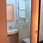 فندق بونسيجور مونتمارترى 2*