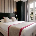 فندق بونسيجور مونتمارترى باريس