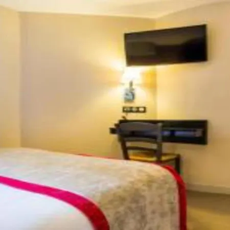 ボンセジュール モンマルトル ホテル 2*