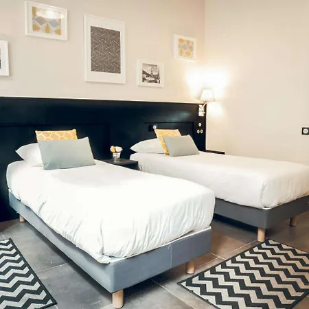 ボンセジュール モンマルトル 2*