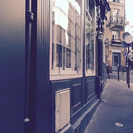 Bonséjour Montmartre 2*