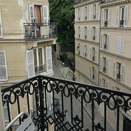 Bonséjour Montmartre 2*