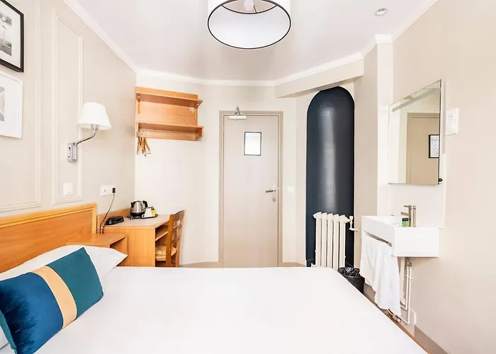 Bonsejour Montmartre 2*