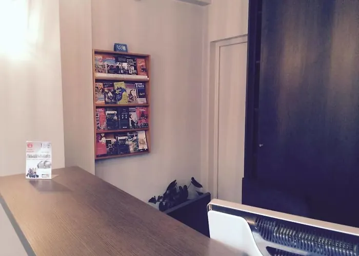 Bonsejour Montmartre 2*