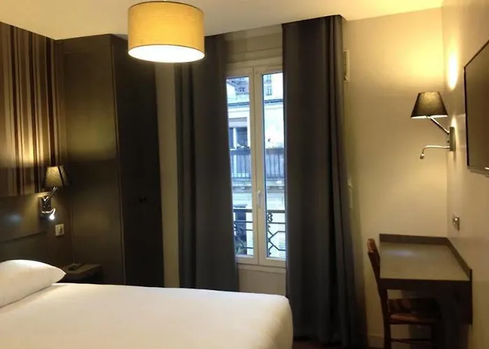 Bonsejour Montmartre 2*