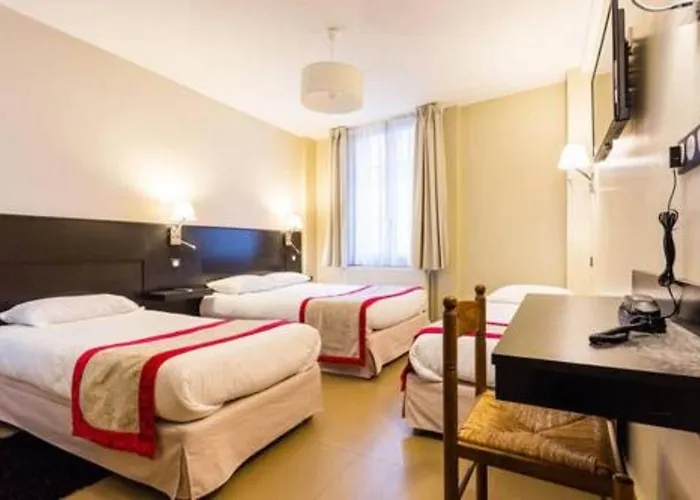 بونسيجور مونتمارترى باريس