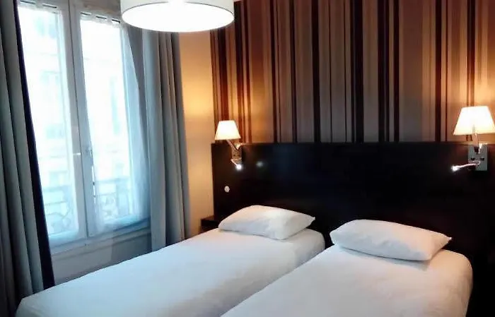 بونسيجور مونتمارترى 2* باريس